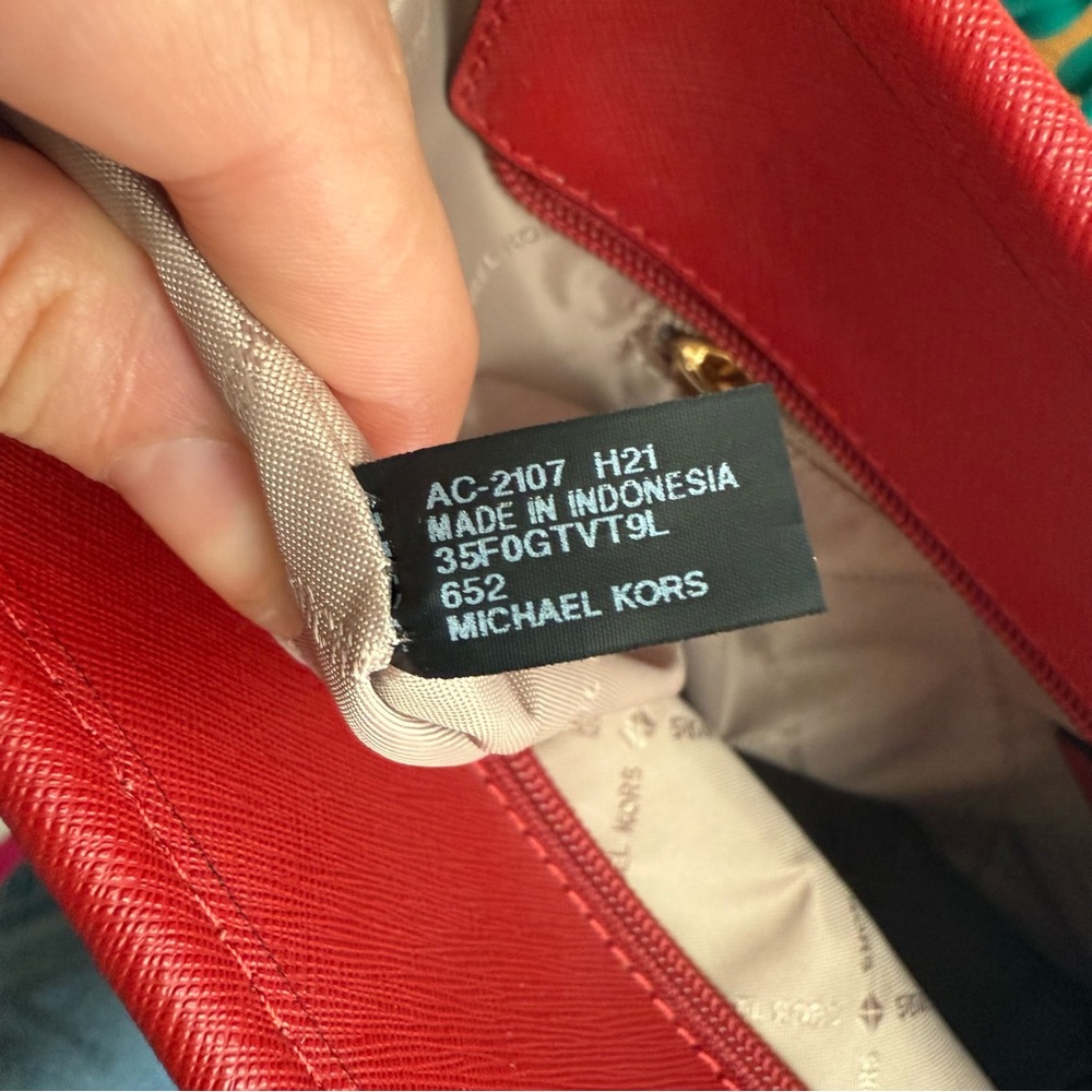 Michael Kors Large Red Leather Tote - Picture 9 of 13